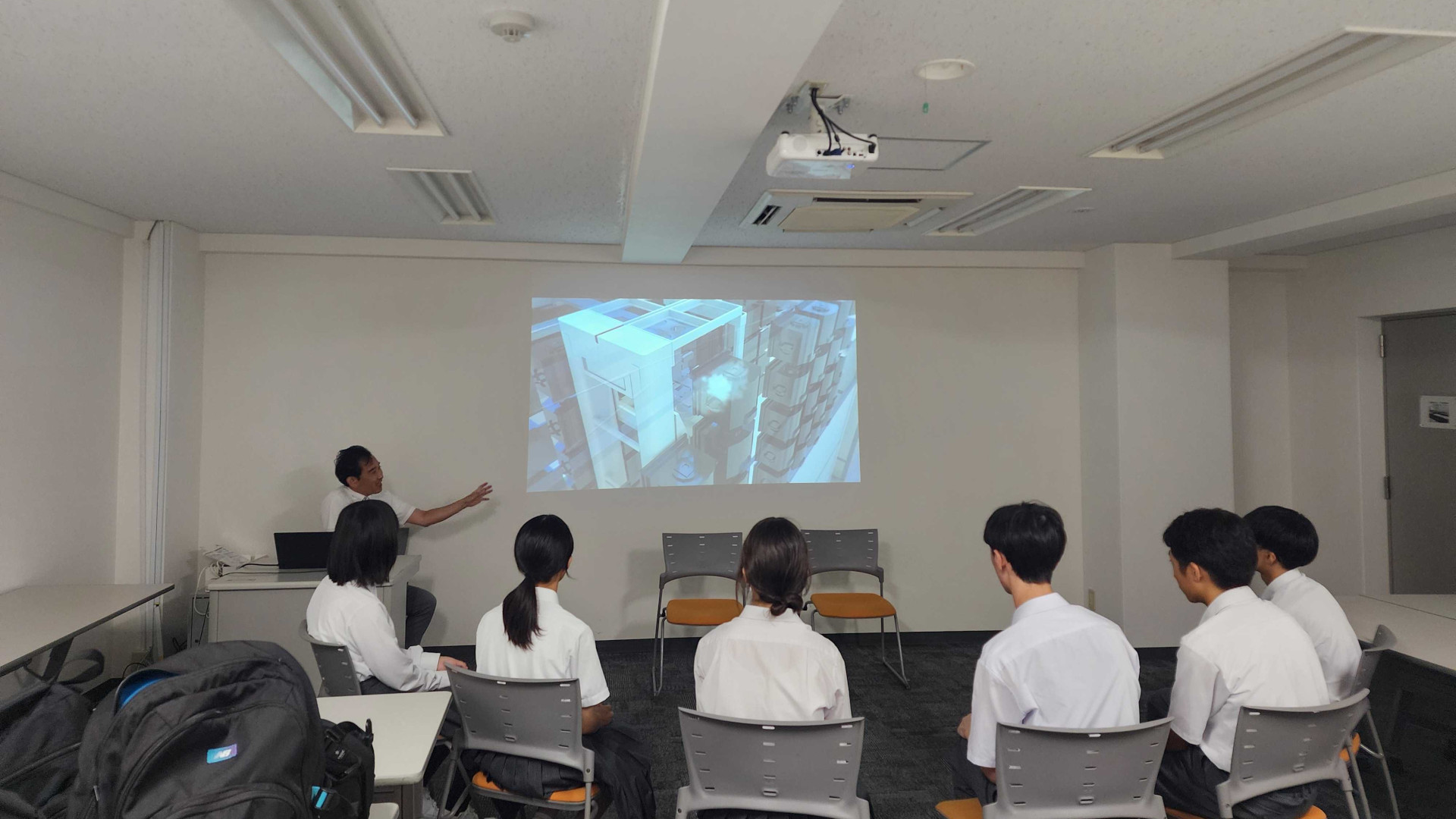 キャリア学習 【岐阜県　岐阜大学教育学部小中学校】